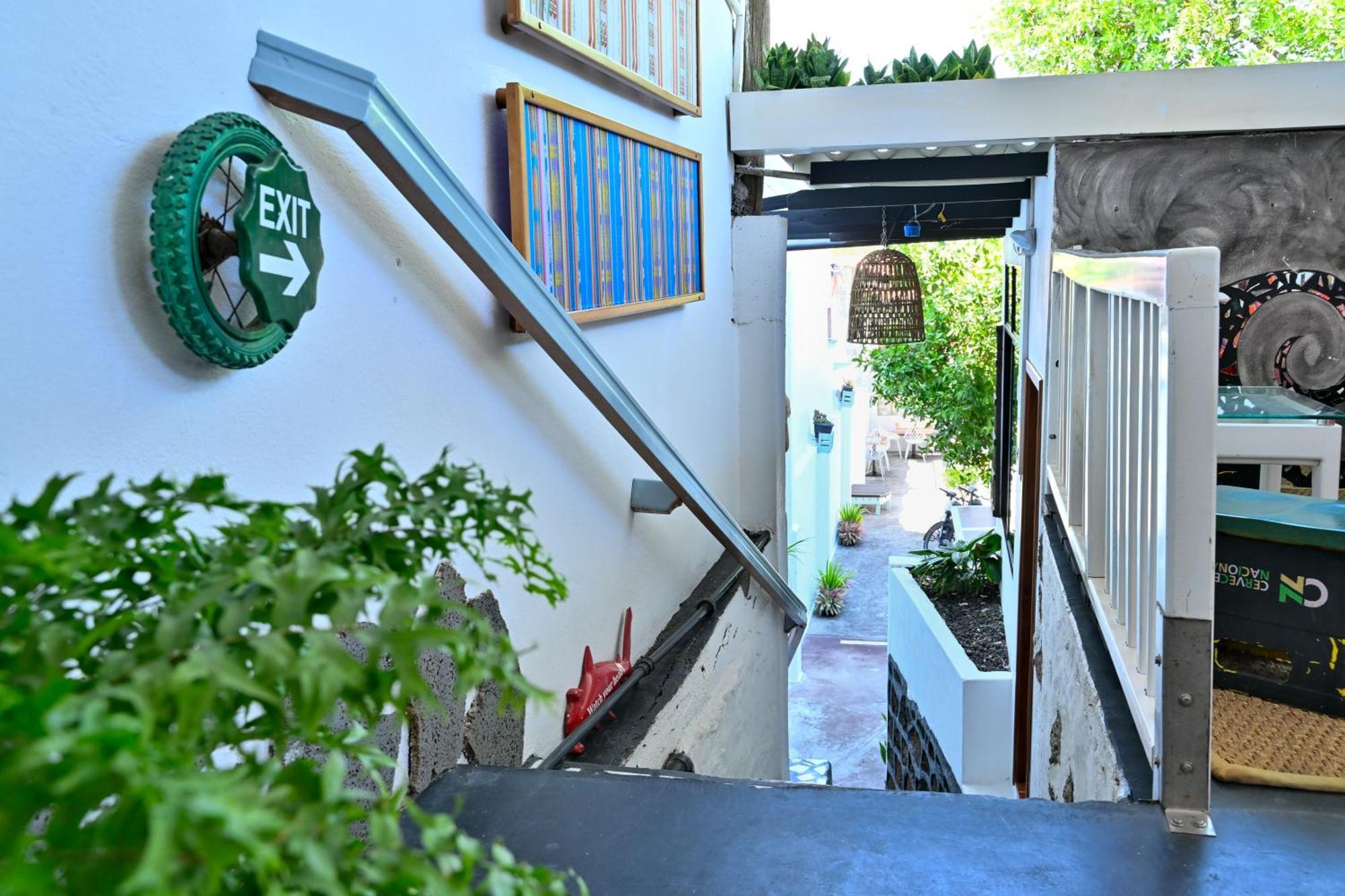 La K-Leta Boutique Guesthouse Puerto Ayora  Bagian luar foto