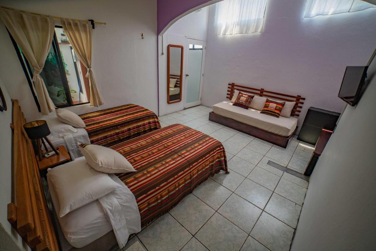 La K-Leta Boutique Guesthouse Puerto Ayora  Bagian luar foto